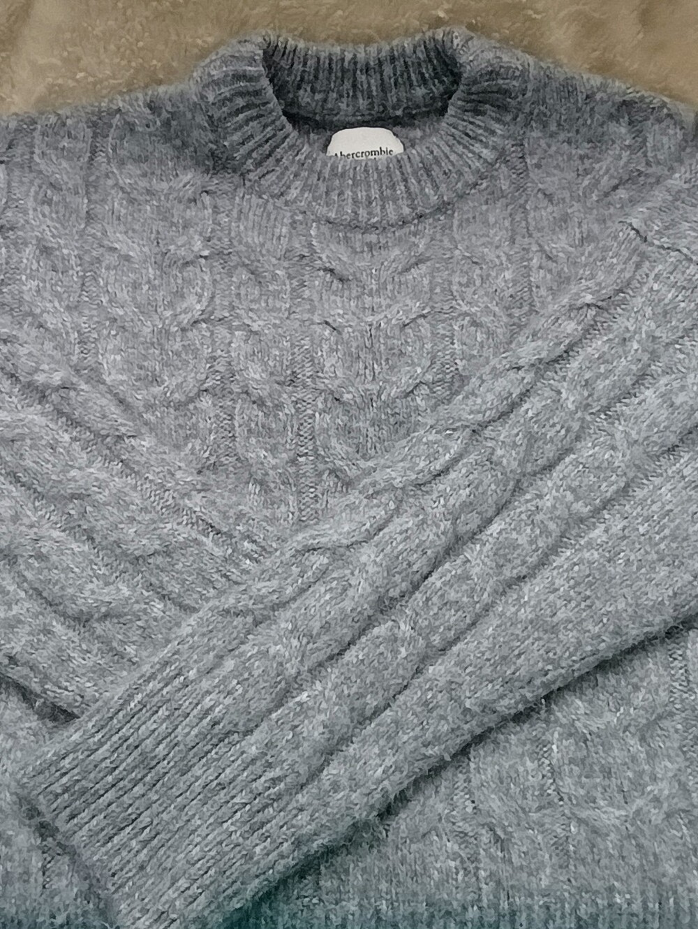 Abercrombie & Fitch Gray Cable Knit Crewneck Sweater